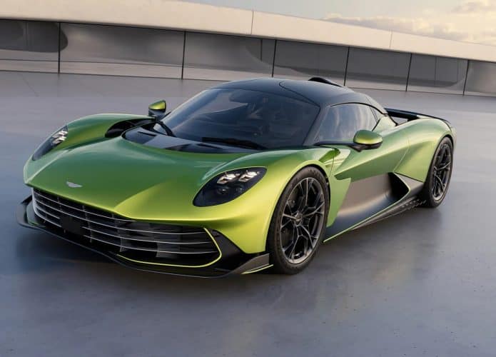 Aston Martin Valhalla: supercarro de luxo