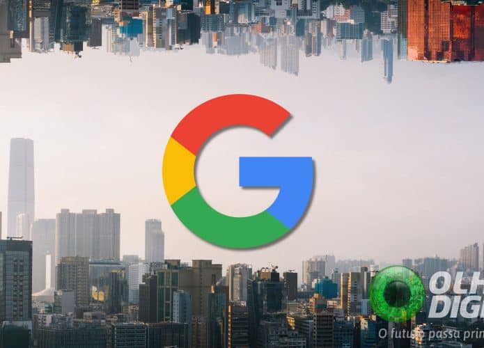 Montagem com logotipo do Google sobre imagem de Nova York espelhada
