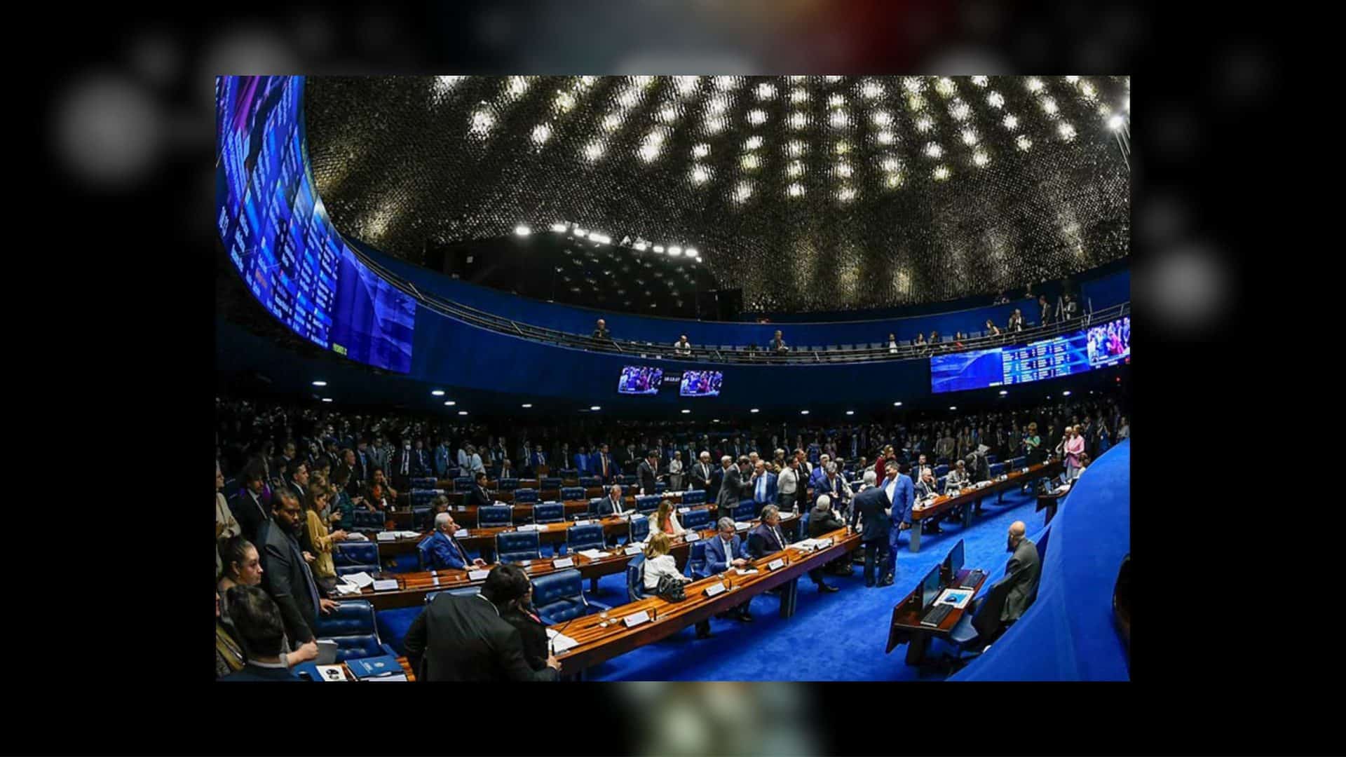 Sessão no Senado na qual se aprovou a regulamentação da inteligência artificial no Brasil