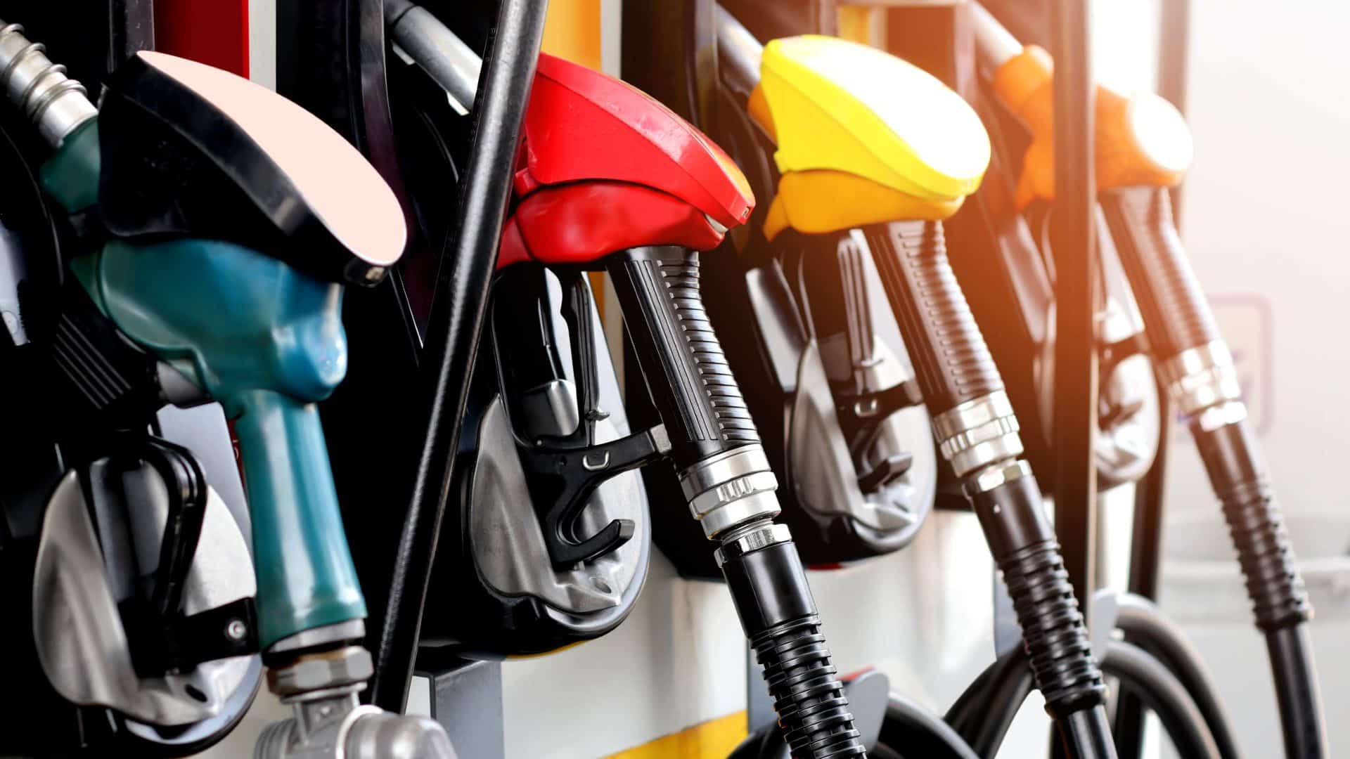 Bomba de gasolina em posto de combustível