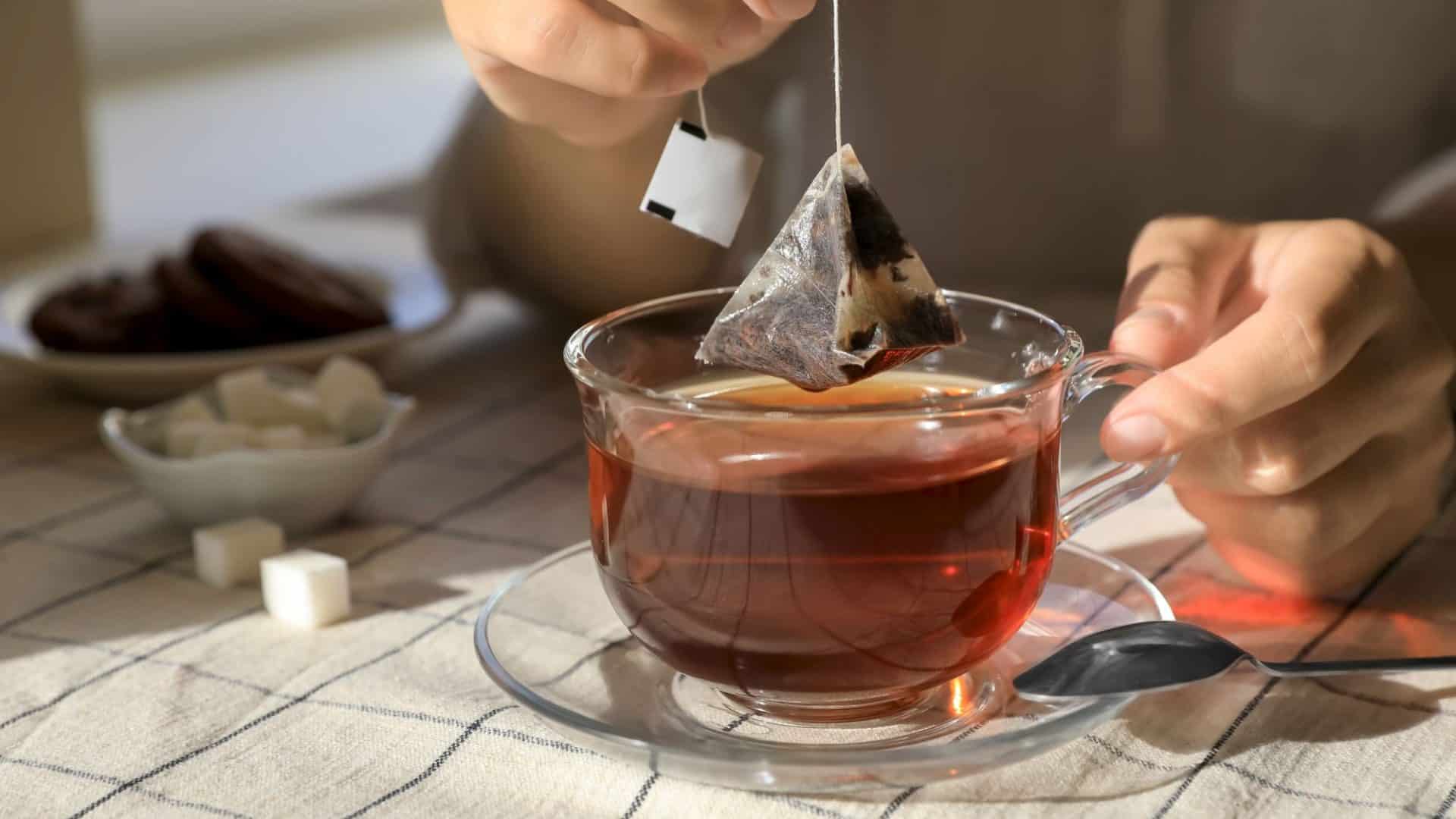 chá