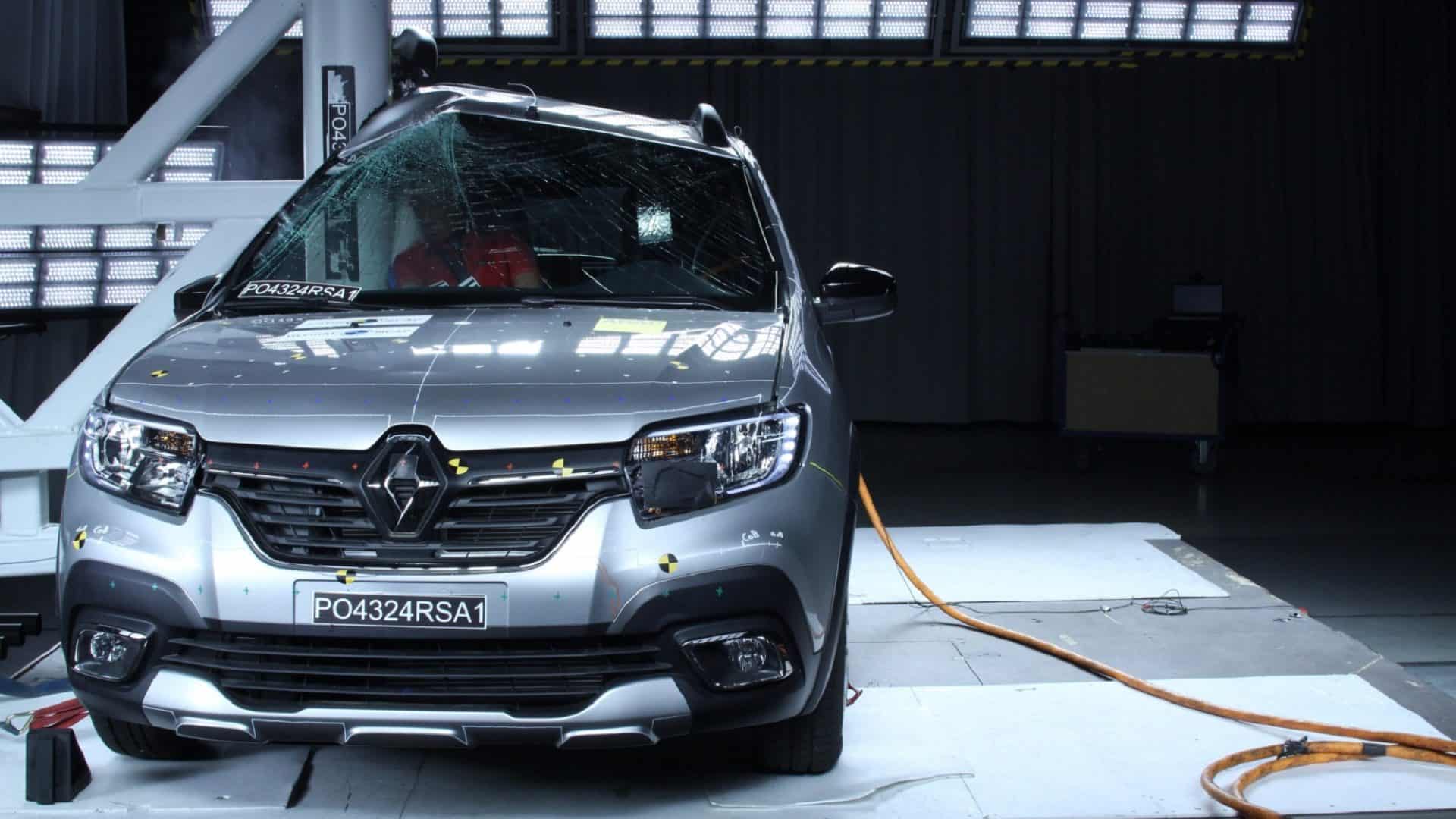 renault em teste de segurança