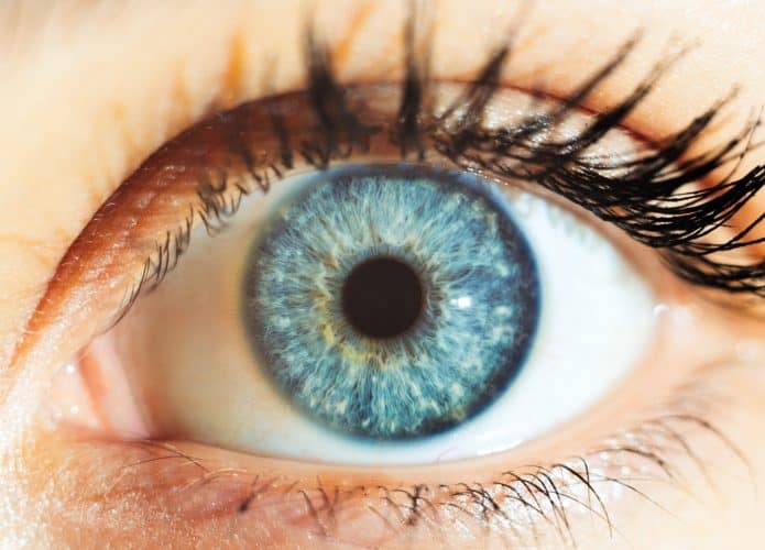 olhos-azusi-1-695x500