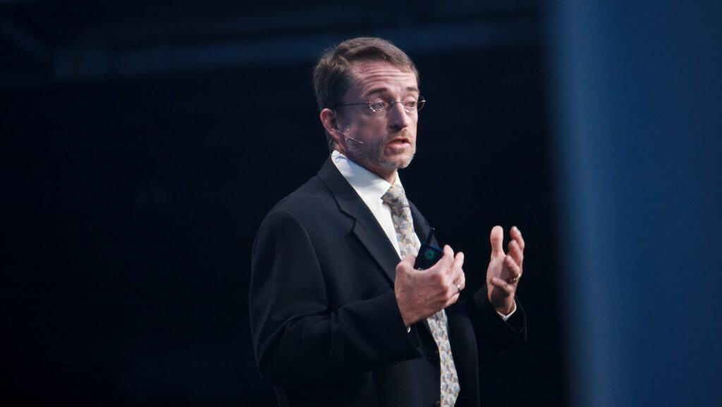 Pat Gelsinger, CEO da Intel, durante evento