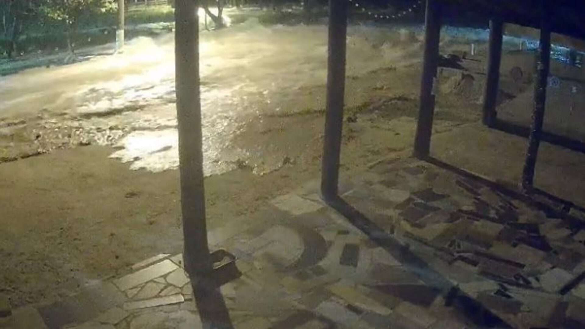 Avanço do tsunami