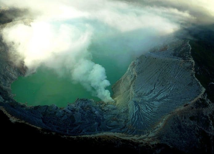 Vulcão em erupção