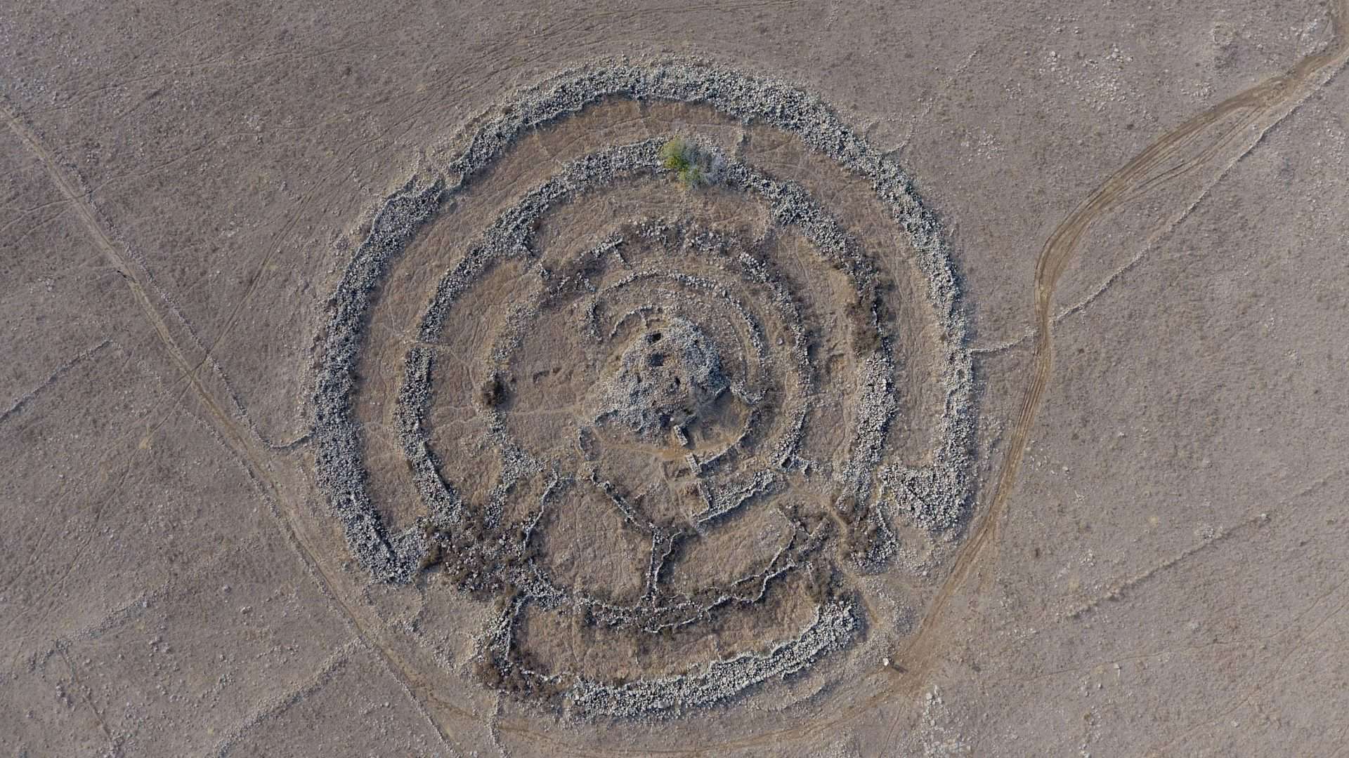 Visão aérea de Rujm el-Hiri, também conhecido como Roda dos Fantasmas, na Síria