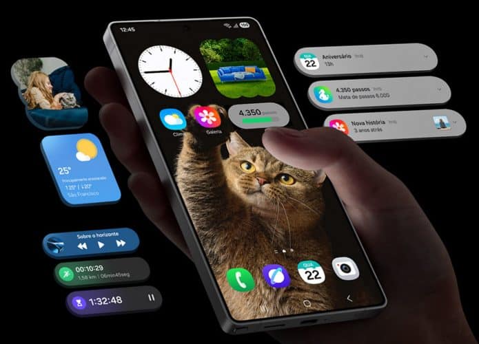 Montagem com pessoa usando Galaxy S25 Ultra enquanto recursos do One UI 7 flutuam ao redor