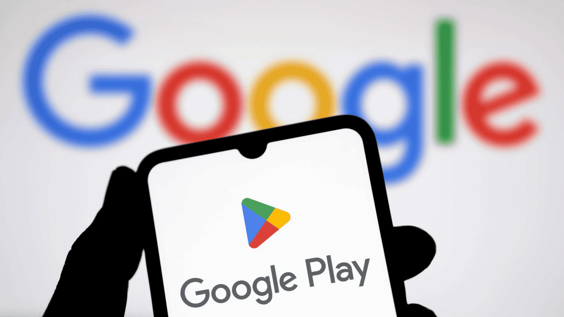 Aplicativo Google Play Store na tela do celular