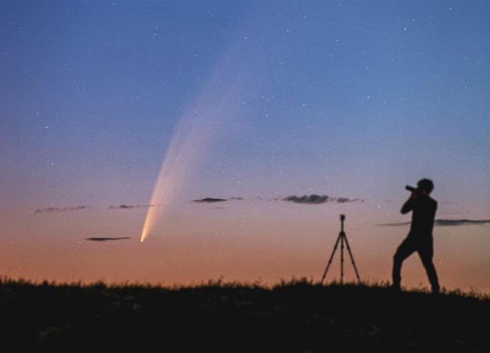 cometa-atlas-2024-G3-695x500