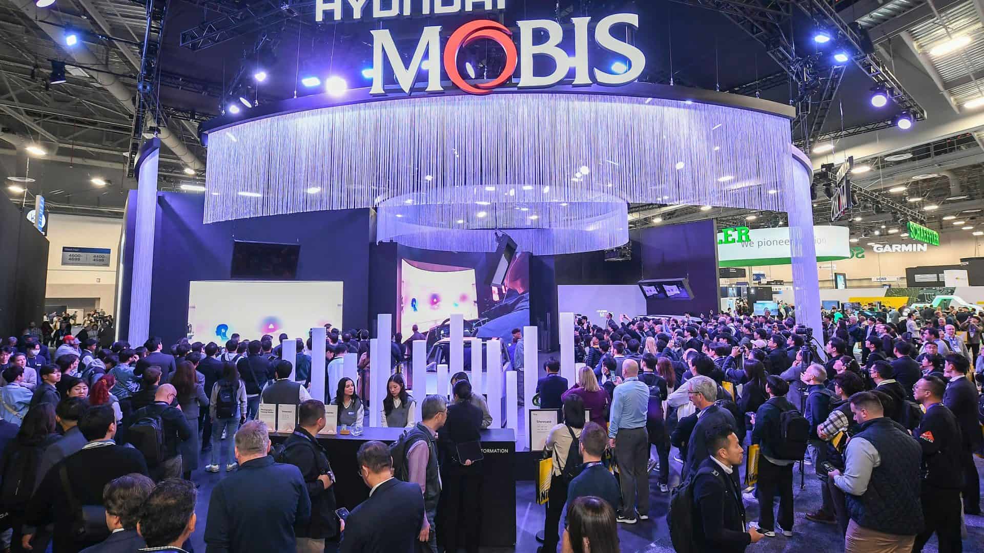 Estande da Hyundai Mobis