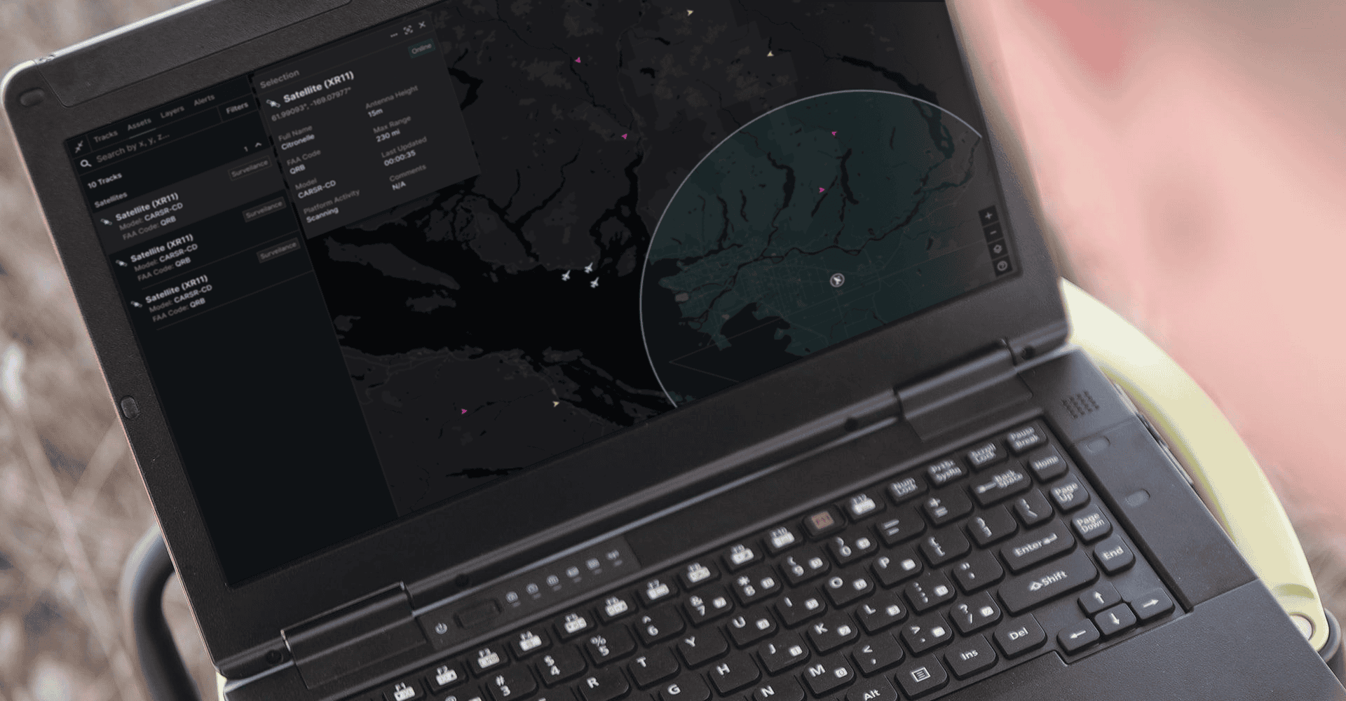 Tela de notebook com o sistema de rastreamento da Anduril