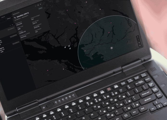 Tela de notebook com o sistema de rastreamento da Anduril
