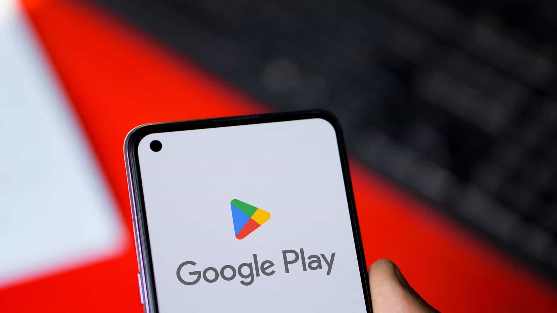 Logotipo do Google Play em um smartphone