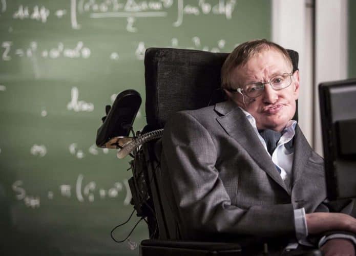 stephen-hawking-1-695x500