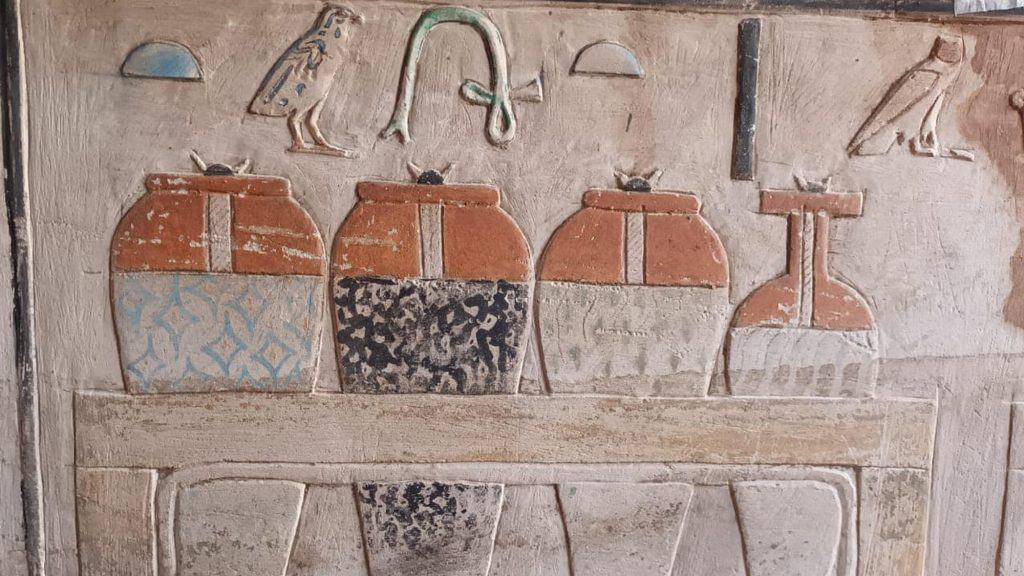 detalhes de tumba egípcia