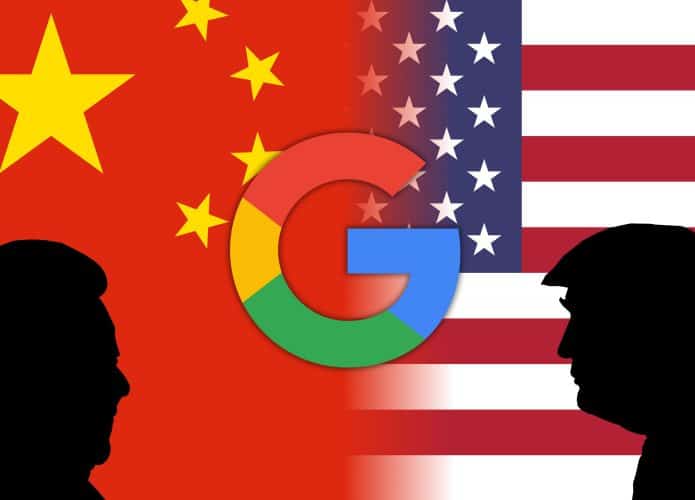 Montagem com silhuetas de Xi Jinping e Donald Trump na frente de bandeiras da China e dos Estados Unidos; entre eles, está o logotipo do Google