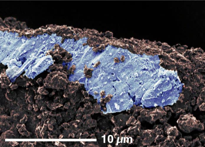Amostras de água salina em asteroide Ryugu
