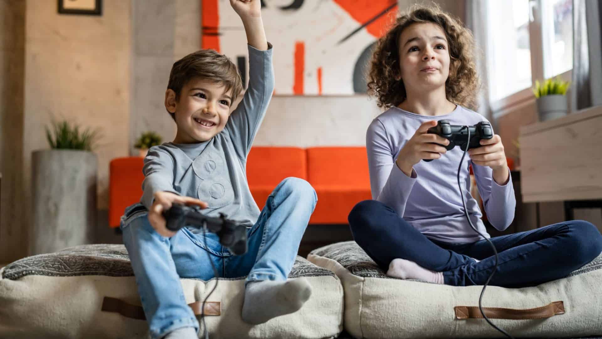 crianca videogame