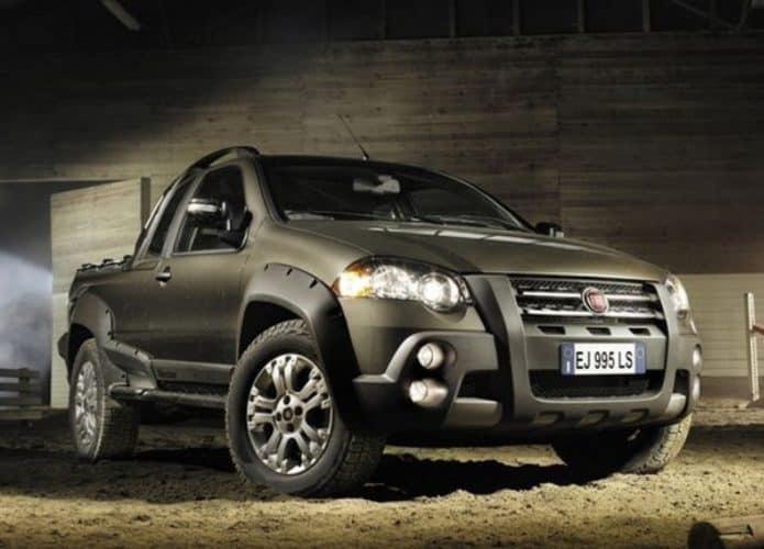 Fiat Strada 2012