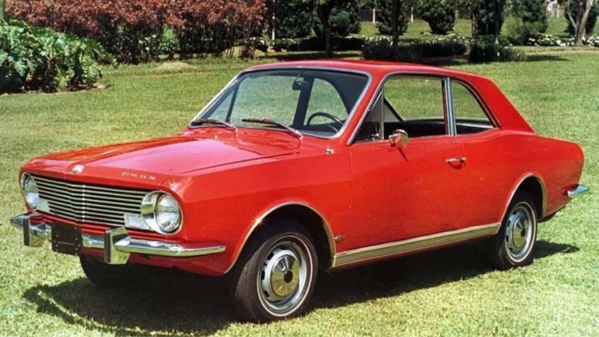 foto ford corcel vermelho na grama