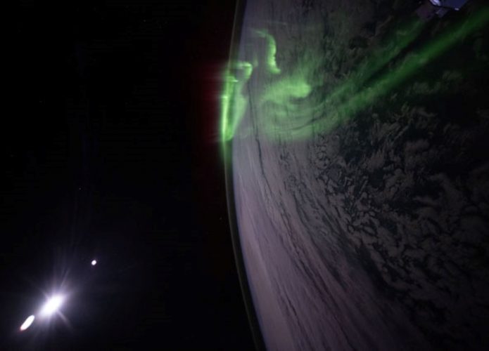 Foto da aurora austral feita pelos astronautas da ISS