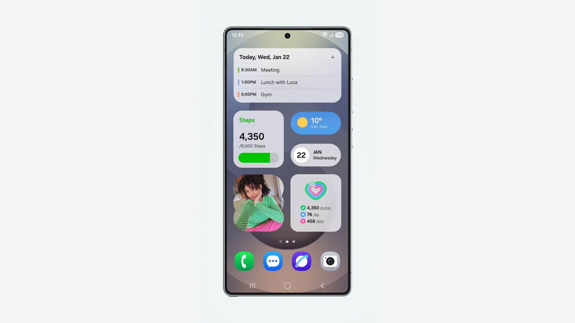 Tela inicial do One UI 7 em celular Galaxy da Samsung