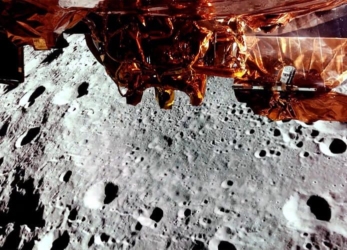 Blue Ghost em órbita lunar