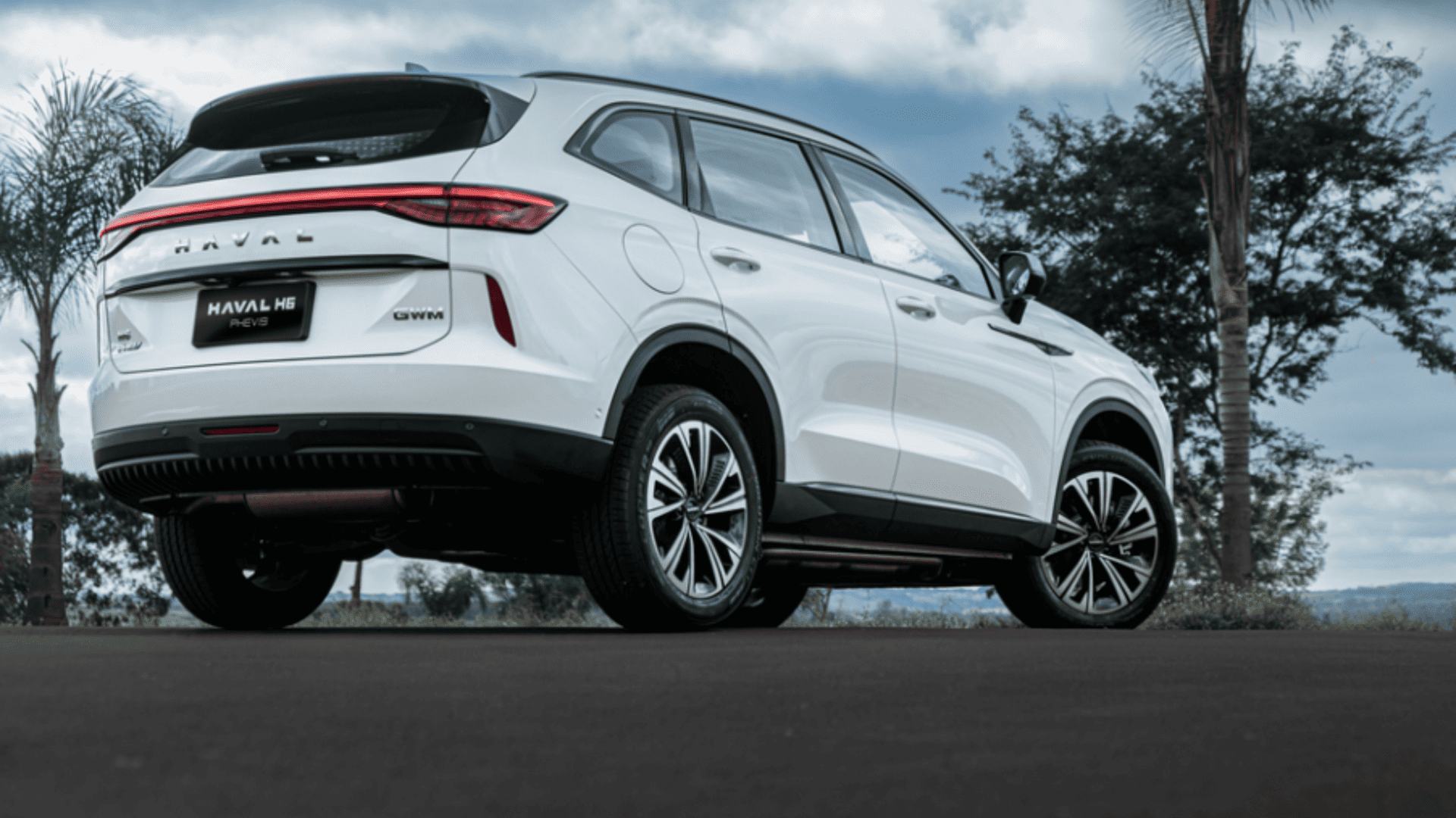 Foto do Haval H6 carro chinês eletrificado