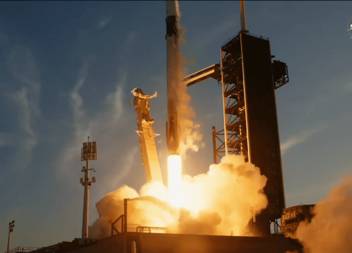 Decolagem do Falcon 9