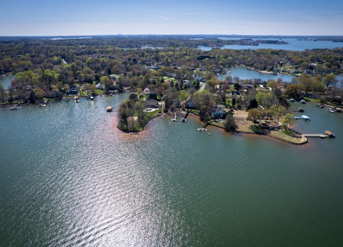Imagem do alto do Lake Norman