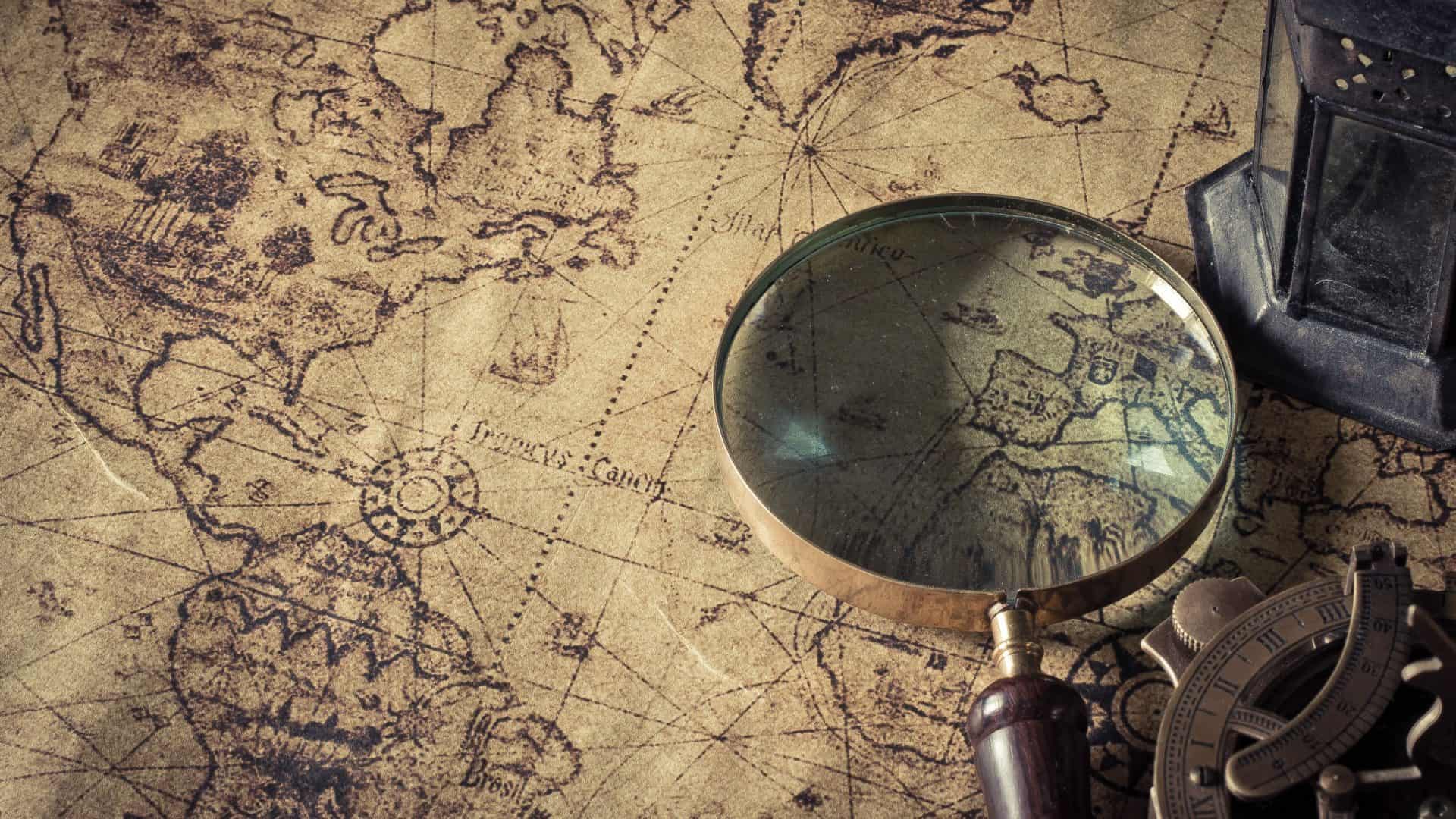 Lupa em cima da África em mapa estilo old school