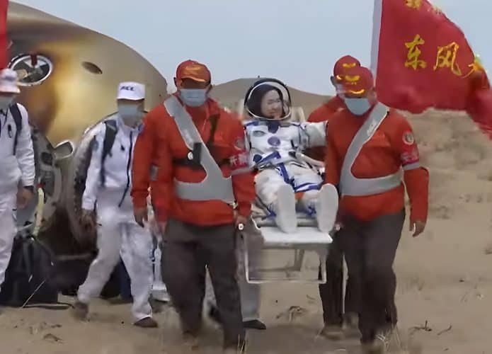 astronautas-chineses-695x500
