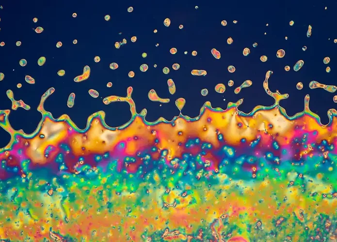 fsica-dos-fluidos-695x500.webp