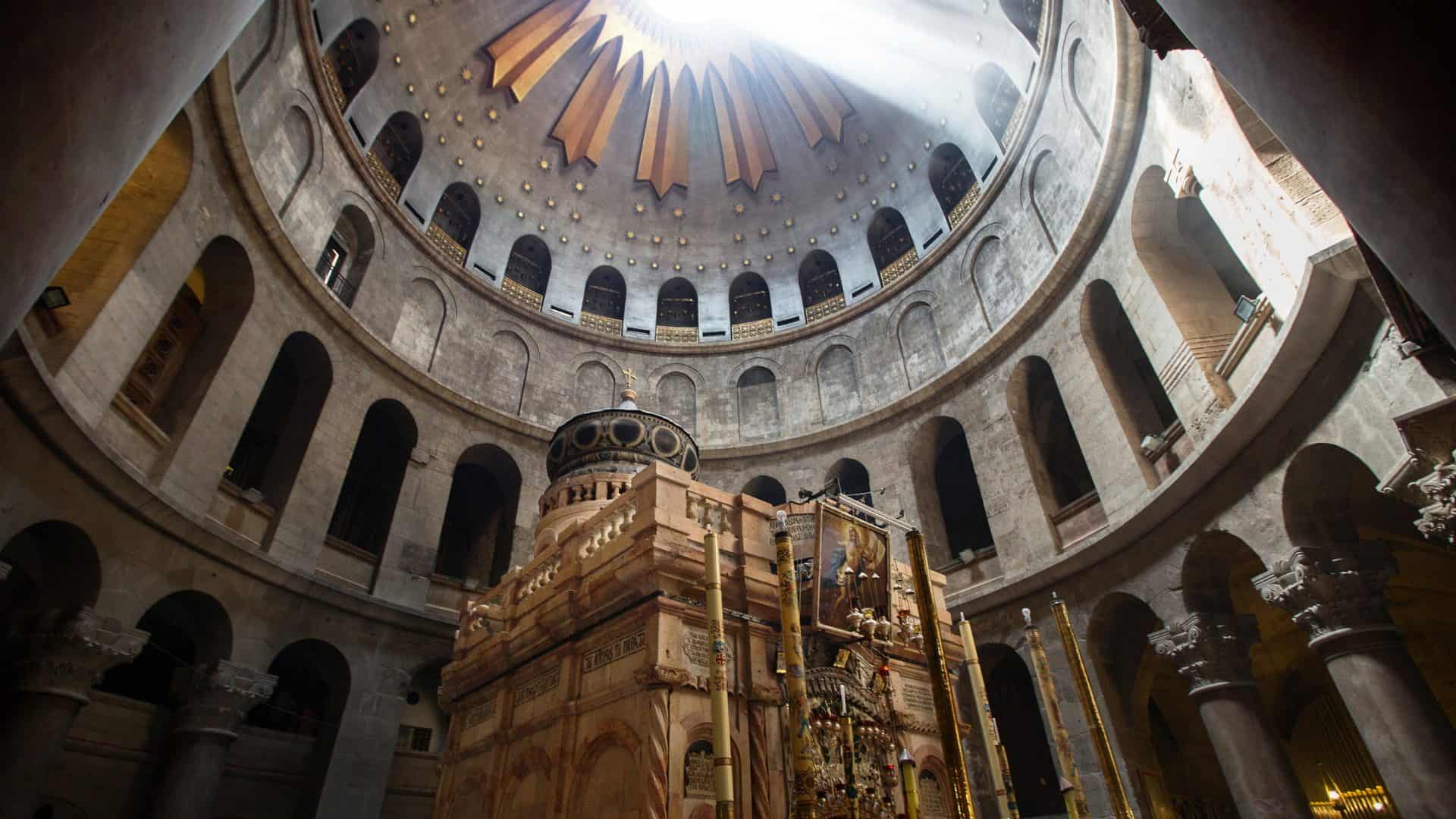 igreja-do-santo-sepulcro-1920x1080