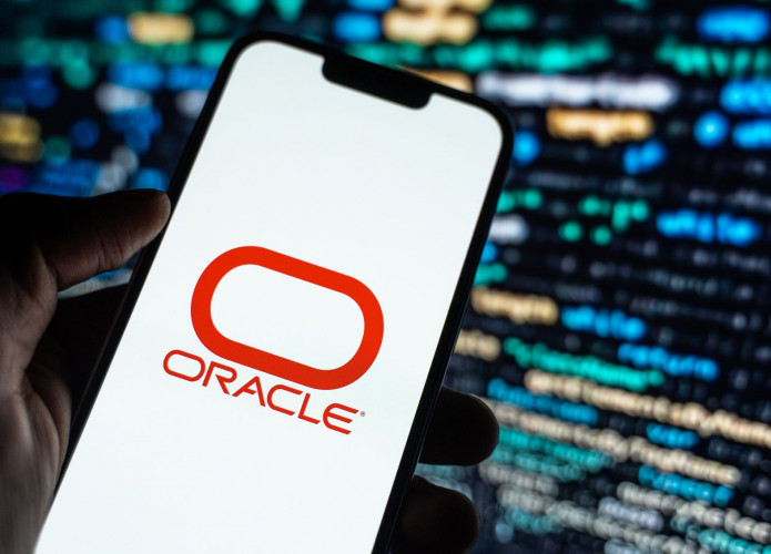 oracle-e1757524796913-695x500