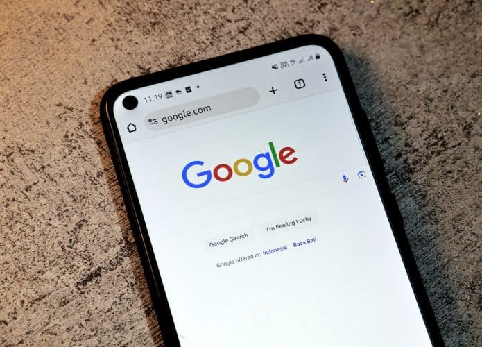 Logo do Google em um smartphone