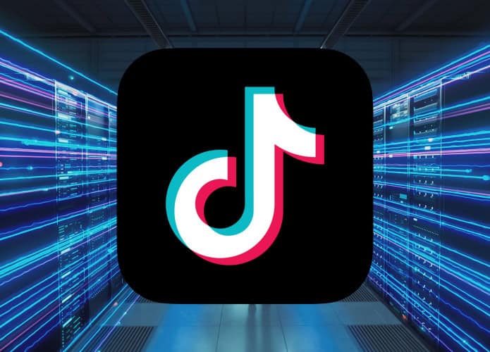 Montagem com logotipo do TikTok em cima de imagem de data center
