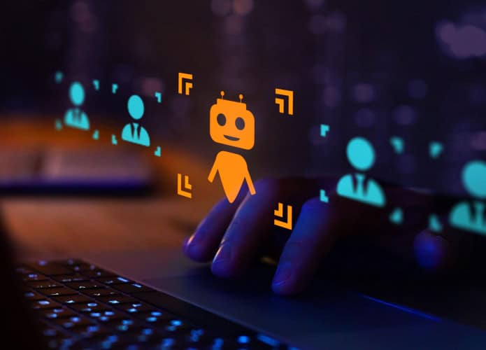 Montagem de foto de pessoa digitando em notebook com ilustração de holograma com ícones de pessoas e um robô no meio