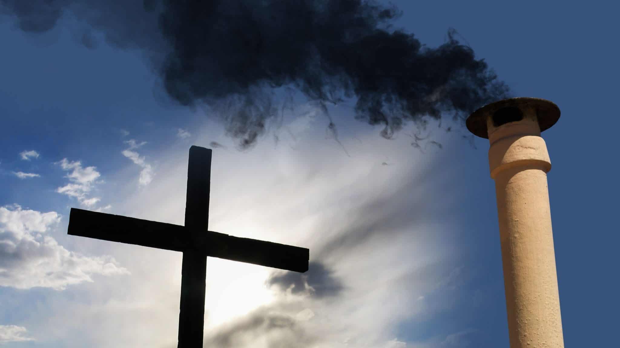 Preta ou branca? Como se faz a fumaça que anuncia novo papa após conclave