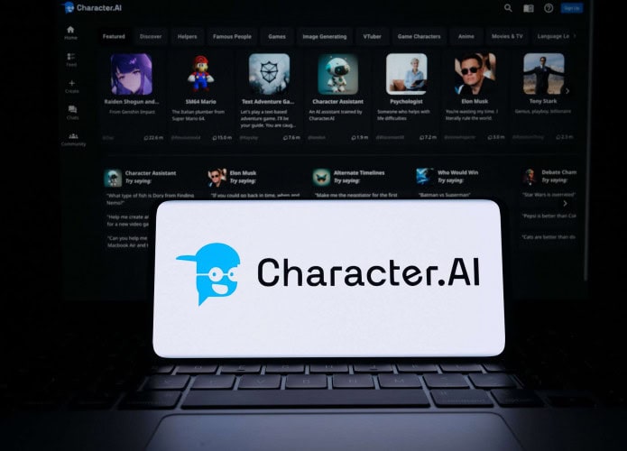 Logo da Character.AI na tela de um smartphone