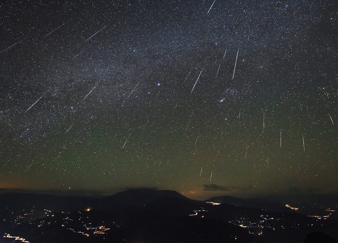 chuva-de-meteoros-eta-aquaridas-695x500
