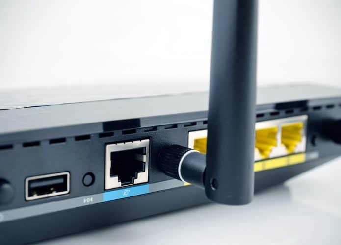 roteador de internet e wi-fi com uma porta usb