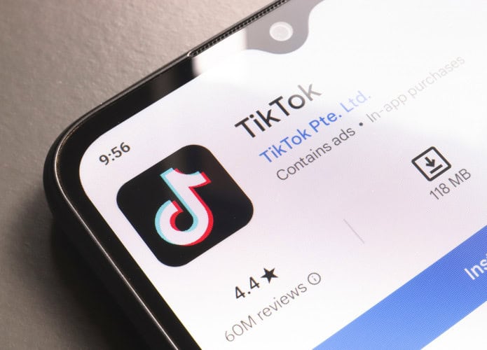 Página do TikTok em um smartphone
