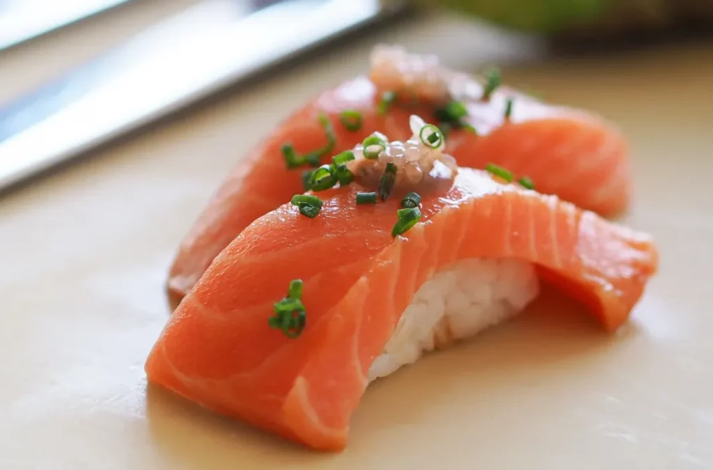 Salmão do corte "saku" produzido pela Wildtype