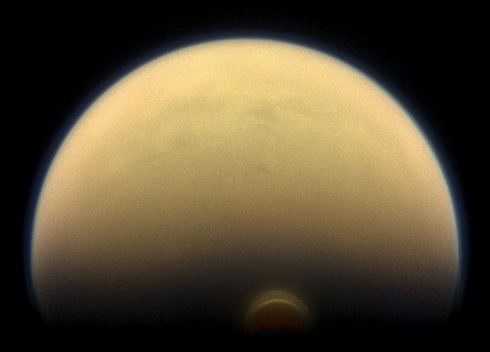 Atmosfera da Lua Titã, a maior de Saturno