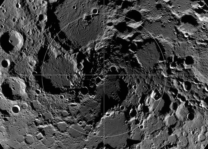 cratera-polo-norte-lua-695x500