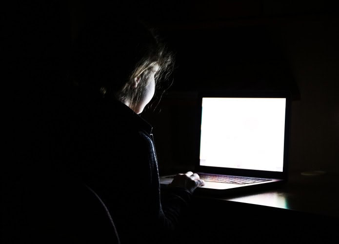 violência virtual contra mulheres