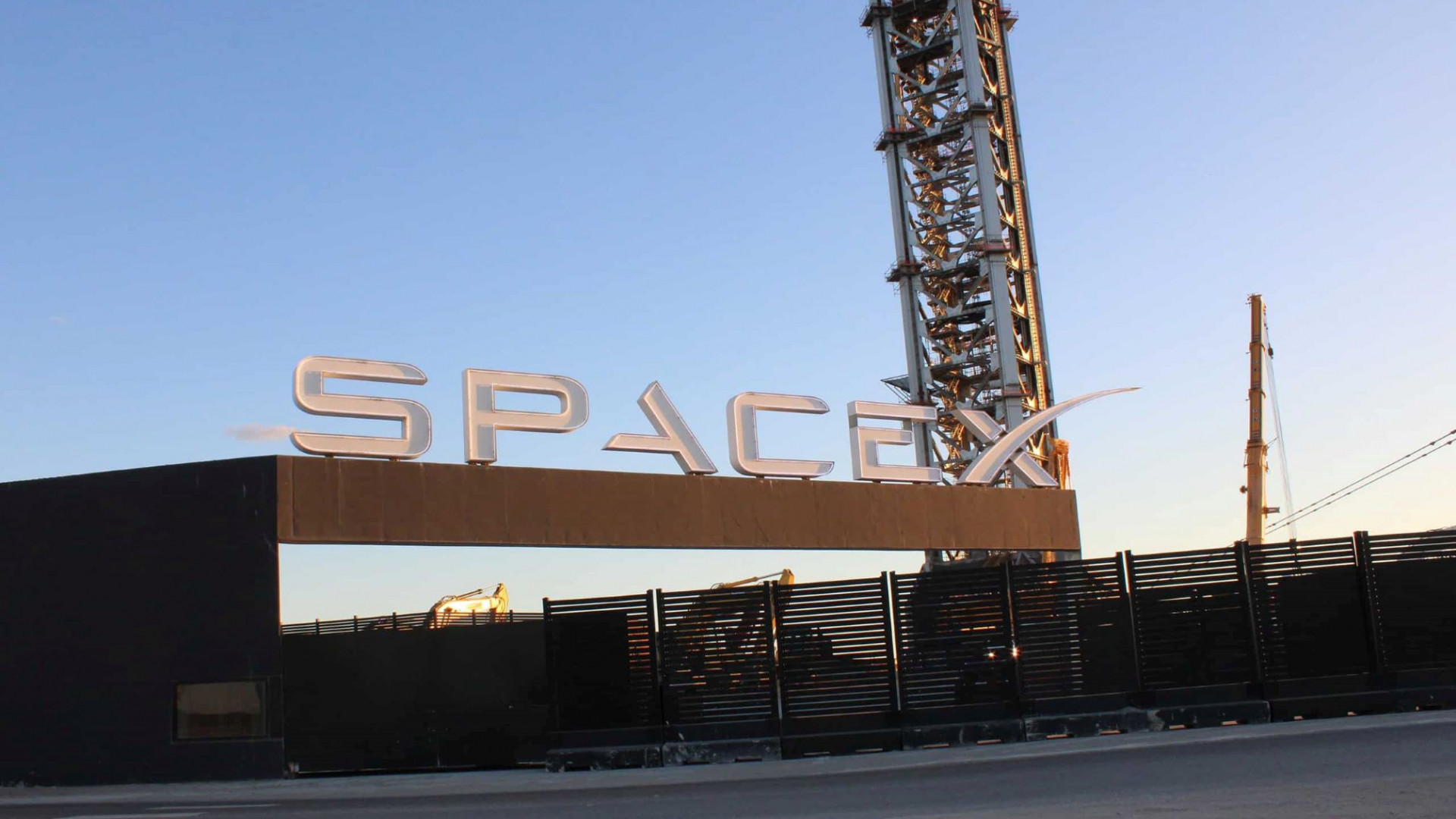 Fachada da sede de SpaceX