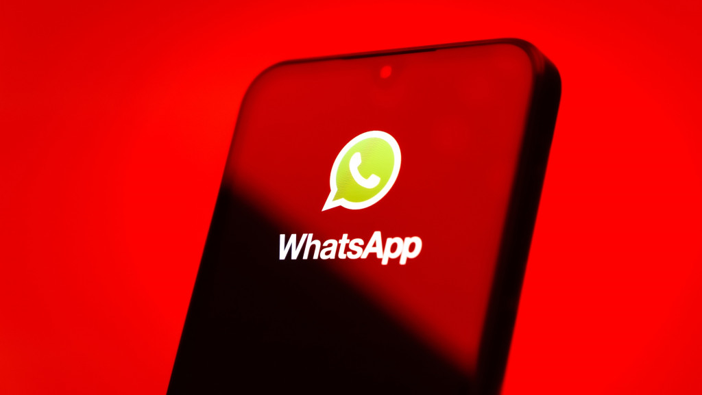 Logo do WhatsApp em um smartphone